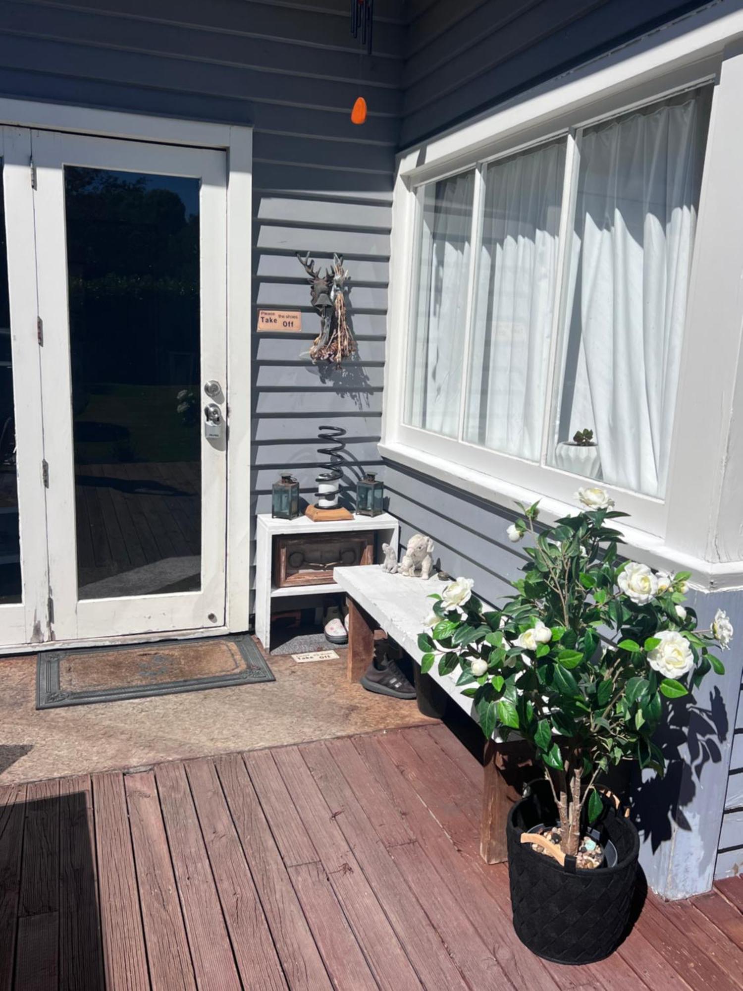 Gorgeous Villa, 7 Minutes From Airport Christchurch Bagian luar foto